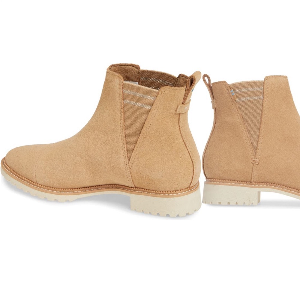 TOMS NWT❗️NIB❗️Cleo Water Resistant Chelsea Ankle Boots